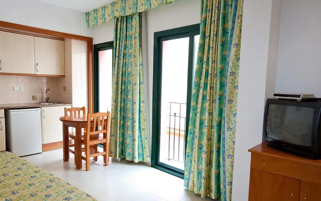 Ξενοδοχείο Royal Apartaments Λορέτ Ντε Μαρ
